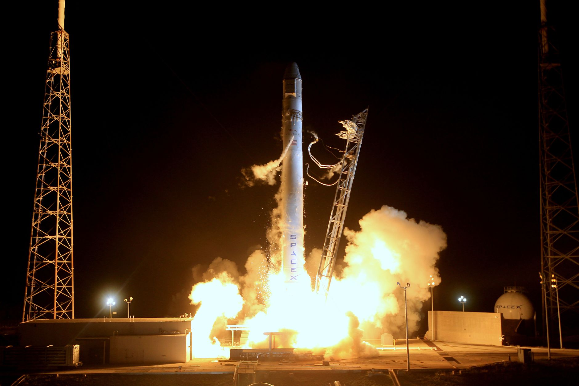 Starship Flight 14 Deploys 26 Starlink V3 Satellites: What It Means