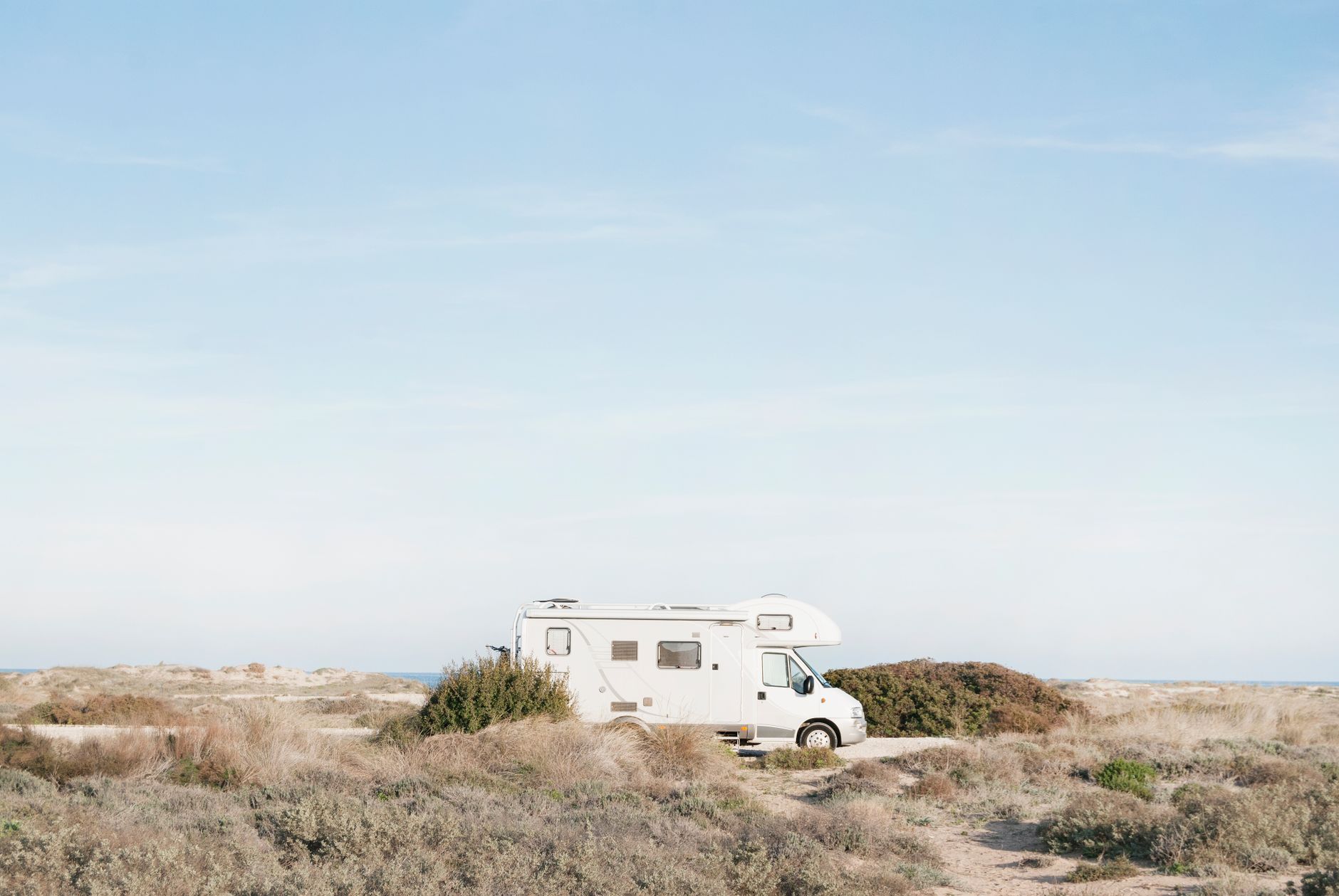 How to Choose a Starlink-Friendly Campsite: Setup and Safety Checklist